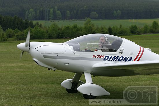 Motorsegler Super Dimona